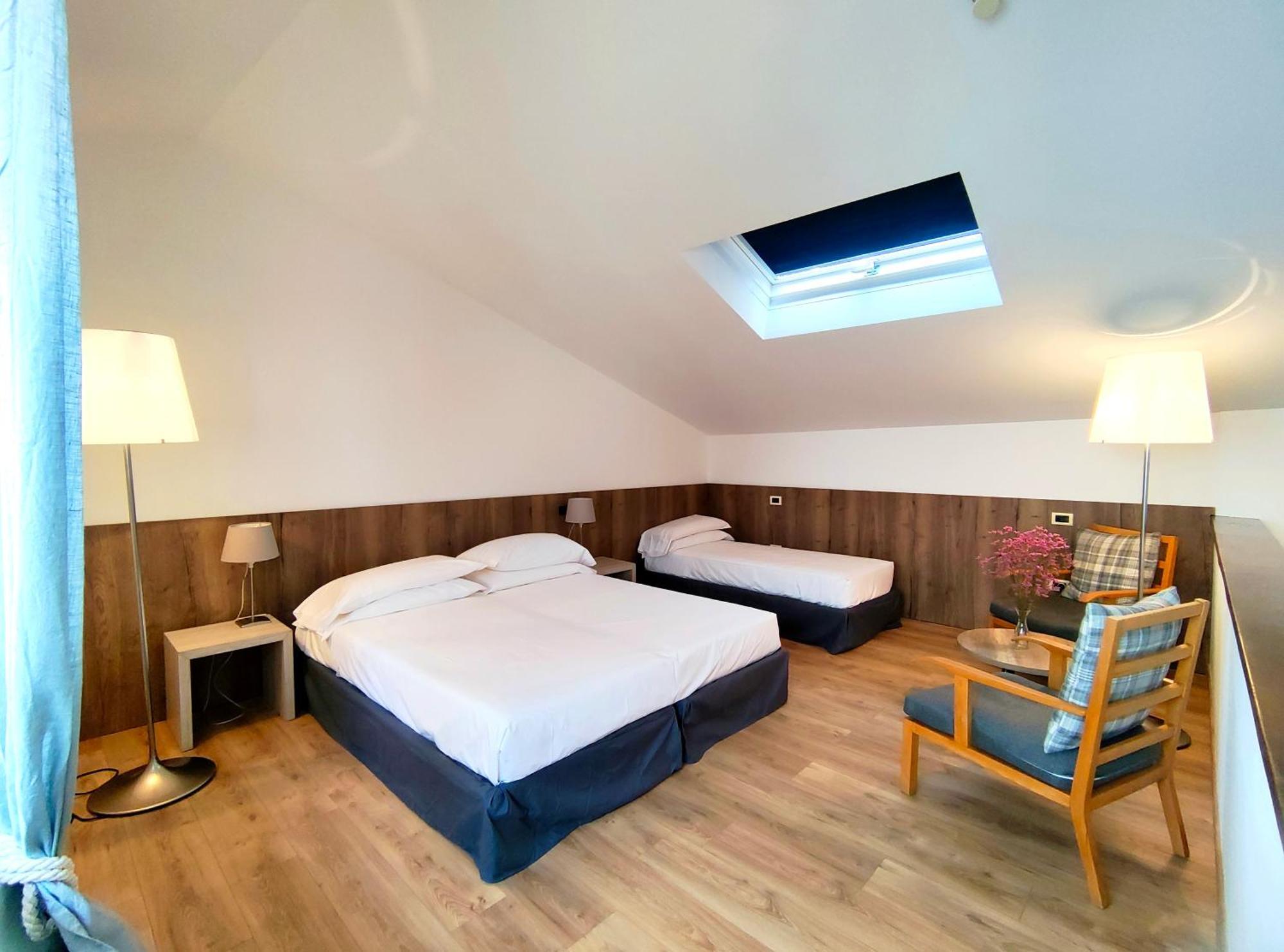Albergo Del Sole Porto Valtravaglia Eksteriør bilde